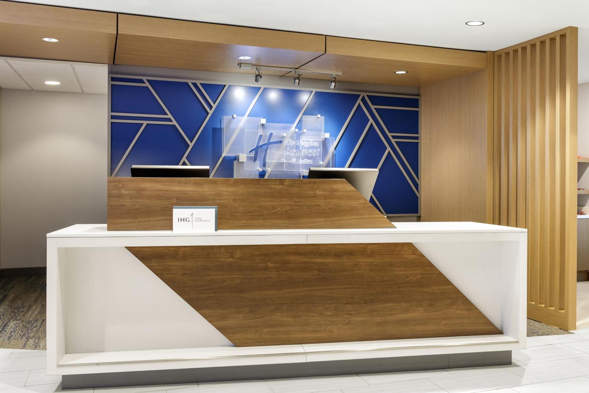 Holiday Inn Express Layton - I-15 By Ihg Exteriér fotografie