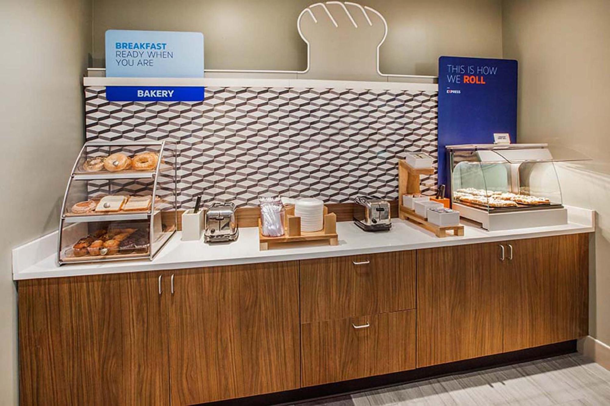 Holiday Inn Express Layton - I-15 By Ihg Exteriér fotografie